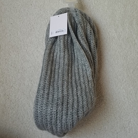LC Lauren Conrad Accessories - Sold. 3 for $30. Lauren Conrad grey loop scarf.